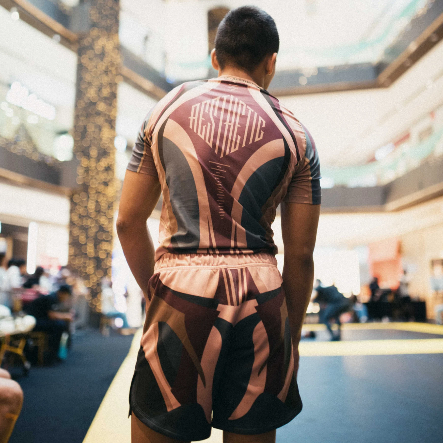 'Clay' Jozef Chen Short Sleeve Rashguard - Image 3