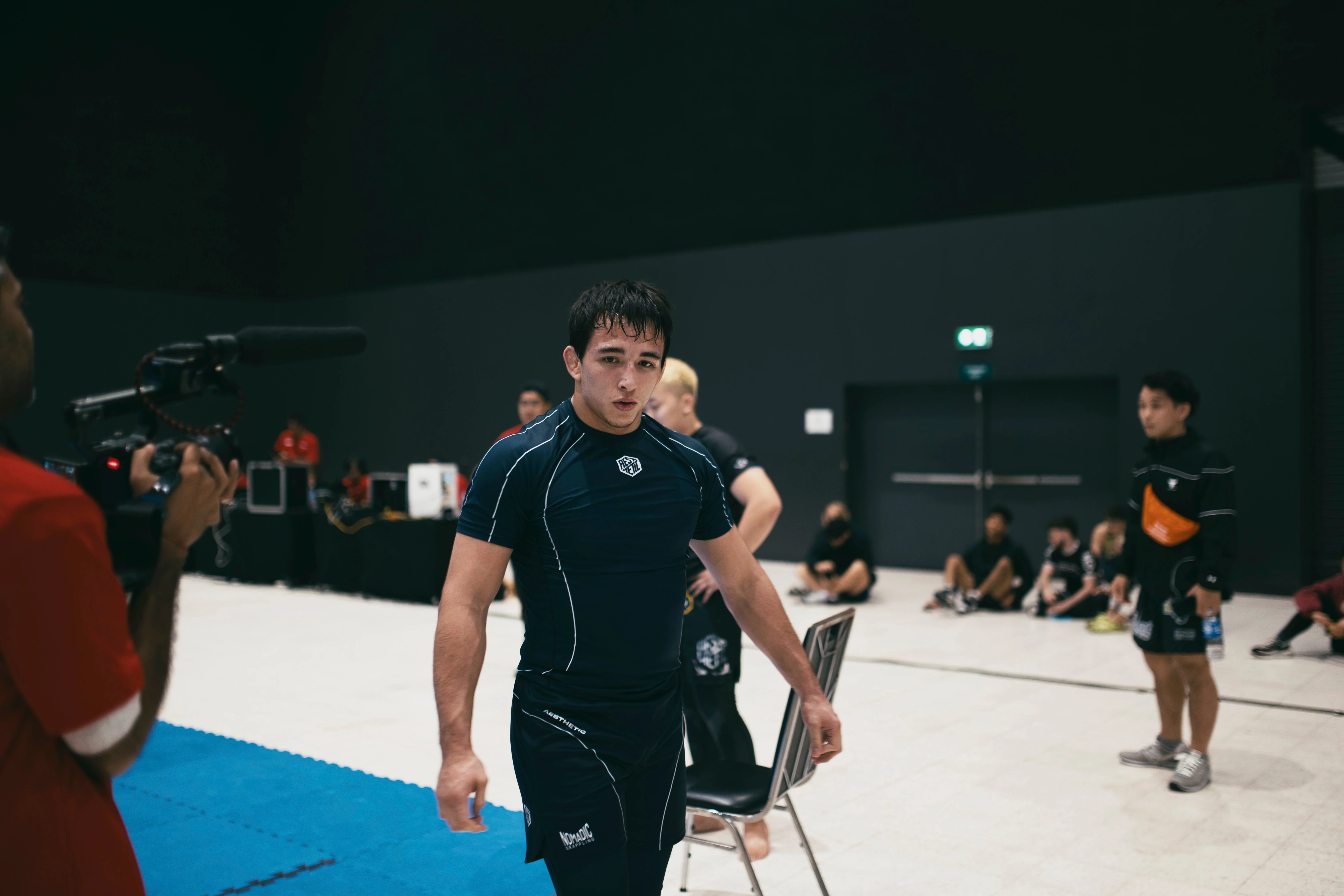 'Fine Lines' Jozef Chen Short Sleeve Rashguard (Ink) - Image 3